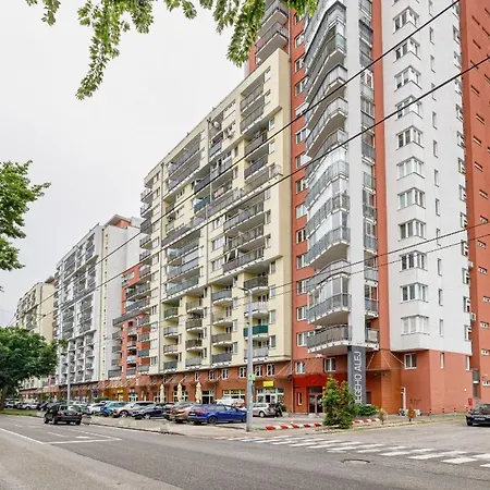 Central, Sunny And Spacious Apartment Bratislava